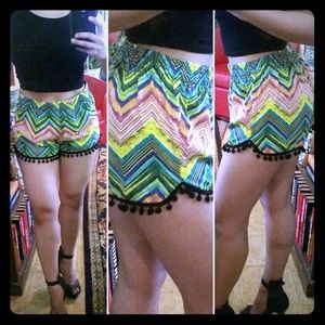 Pom pom shorts