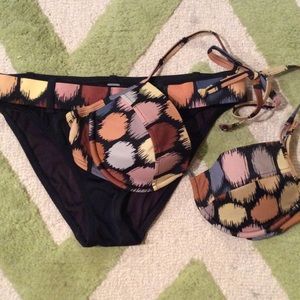 VS Bikini M/34D NWOT