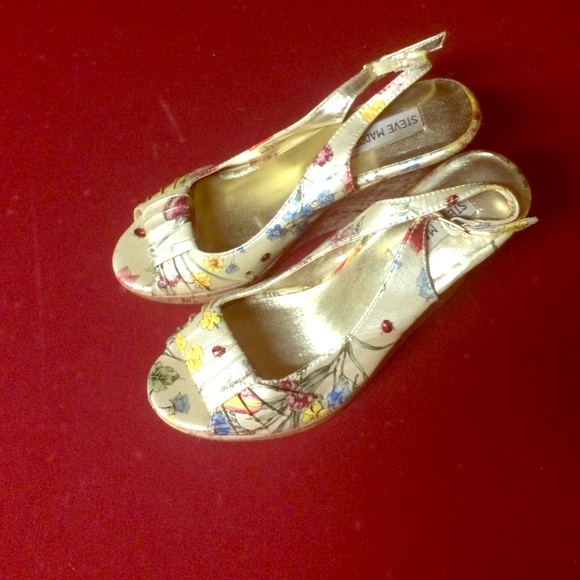 Steve Madden Wedges - Picture 1 of 3