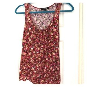 Floral ruffled front tank