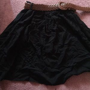 Black skirt w. Brown belt