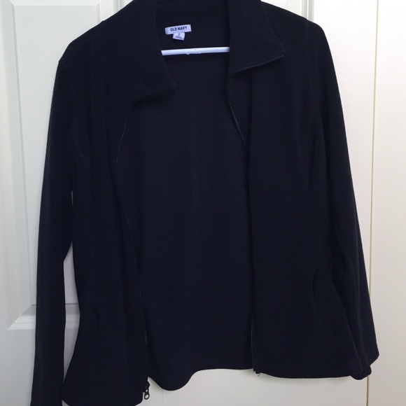 Black fleece jacket