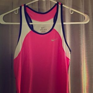 Nike workout tank