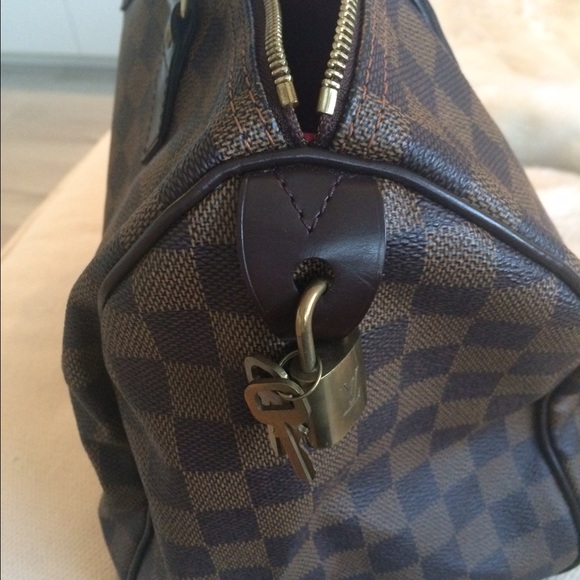 SOLD! Louis Vuitton Speedy 30. Like new! Amazing! - Picture 3 of 4