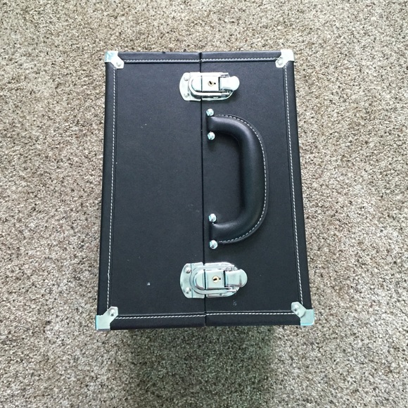 Organizational container