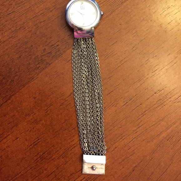 GUC Esq Woman's Multi Chain Bracelet Watch - Picture 3 of 5