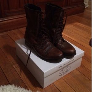Steve Madden troopa boots