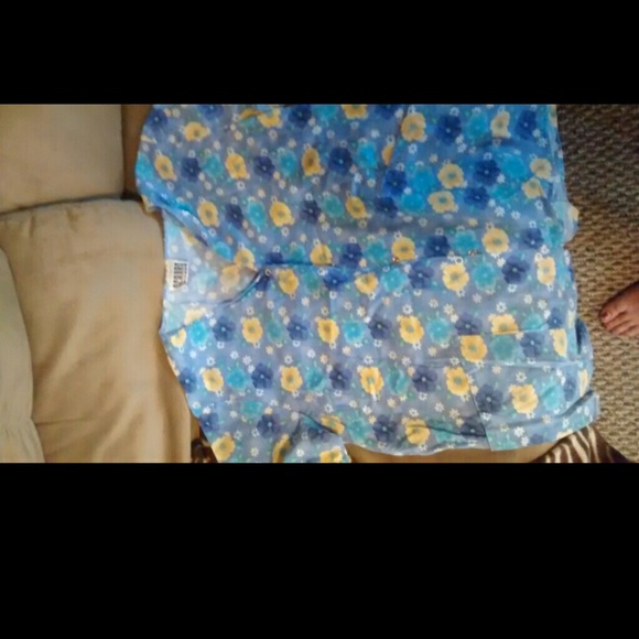 Blue button up scrup top