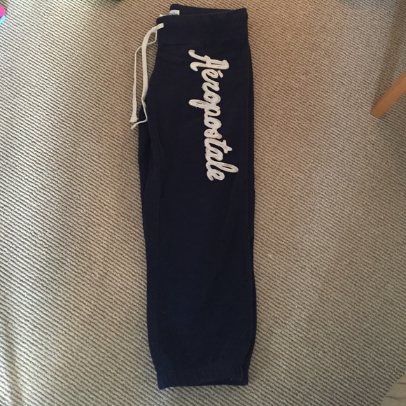 Aeropostale crop sweat pants