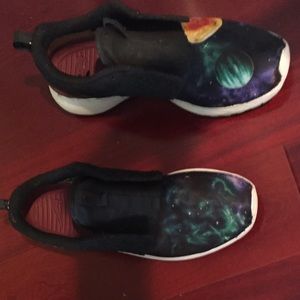 NIKE CUSTOM ROSHE RUN