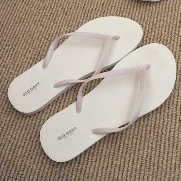 Old navy white flip flops