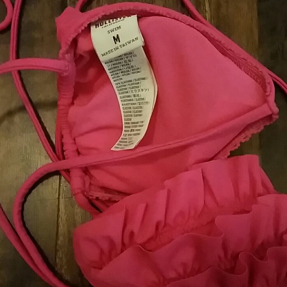 Bikini - Picture 4 of 4