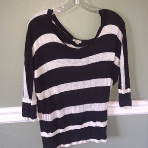 Super cute black and white shirt!!