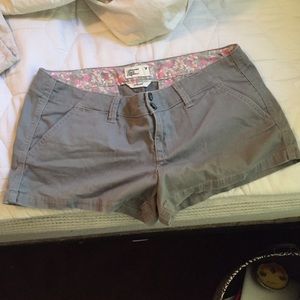 American eagle size 10 grey shorts