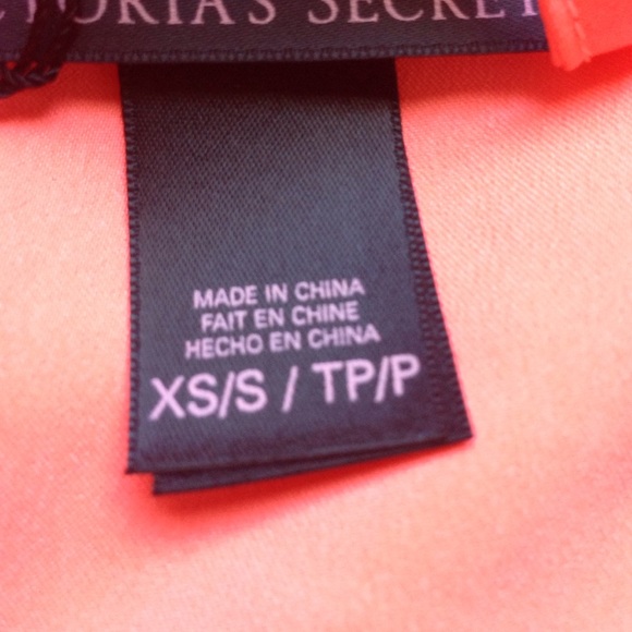 VICTORIAS SECRET SILK ROBE/KIMONO - Picture 3 of 4