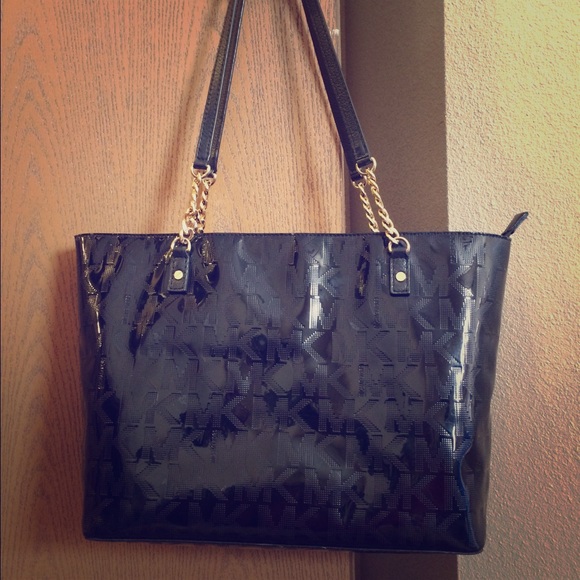 Michael Kors Jet Set Chain Leather Tote Black