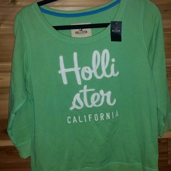Nice happy green sweater - Picture 1 of 3
