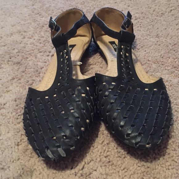 Black flats