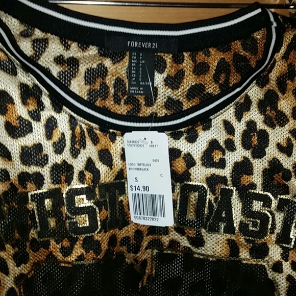 Stylish top - Picture 3 of 3