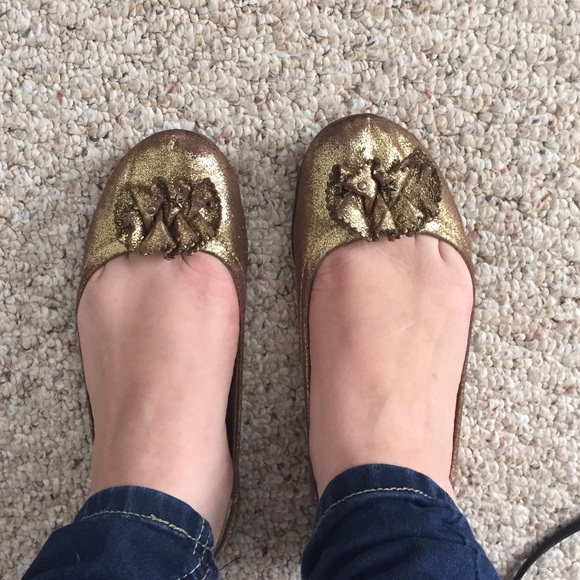Guess Flats