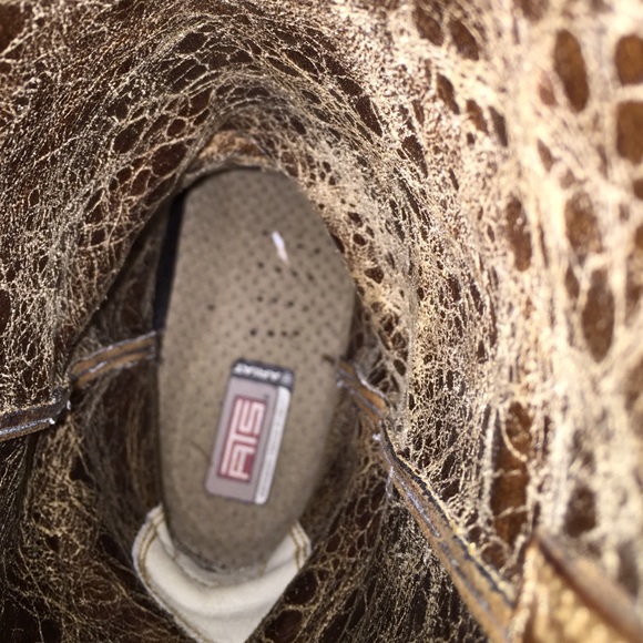 Ariat boot photos