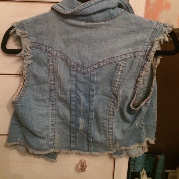 Jean jacket - Picture 2 of 2