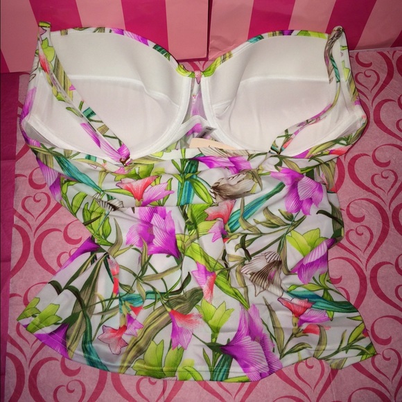 🔆Victoria's Secret NWT Tankini Top SZ.32DD - Picture 2 of 2