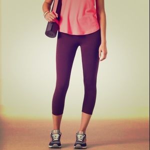 Maroon workout capris