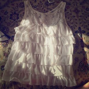 HOLLISTER TOP SIZE M USED ONCE