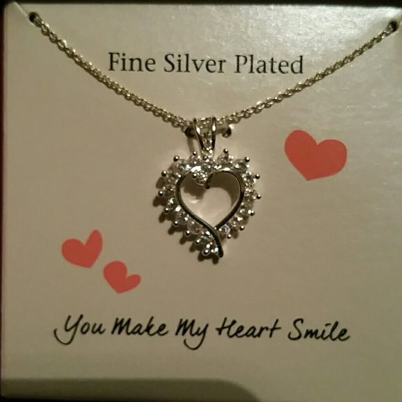 Diamond Heart necklace - Picture 2 of 2
