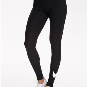 Nike symbol Capri leggings.