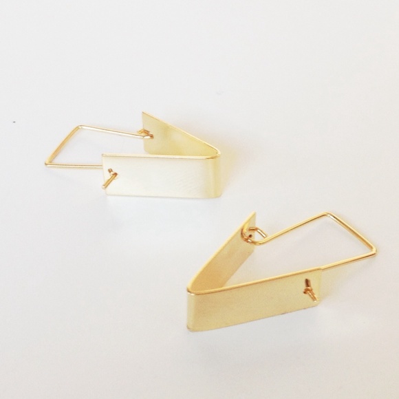 Arrow / triangle earrings