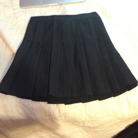 Small American Apparel Dupe S Tennis black skirt