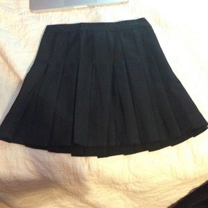 Small American Apparel Dupe S Tennis black skirt