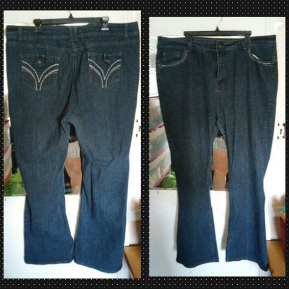 Size 22 boot cut jeans - Picture 1 of 1