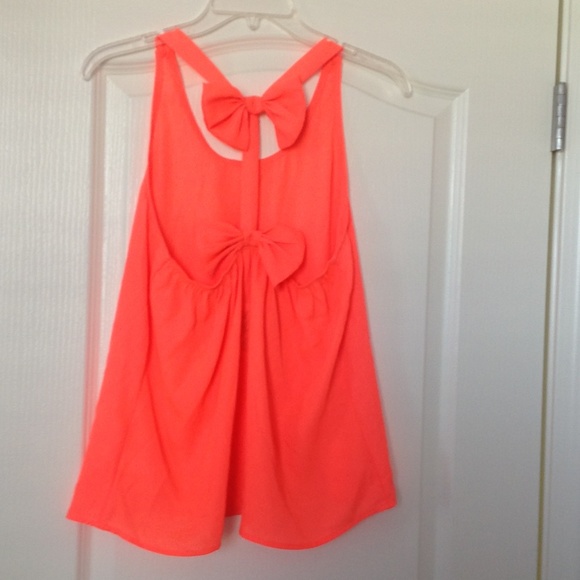 NWOT back bow top - M