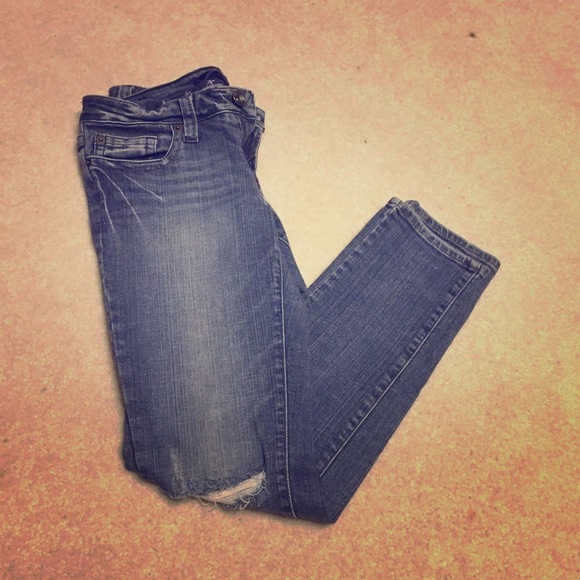 Ripped Skinny Jeans