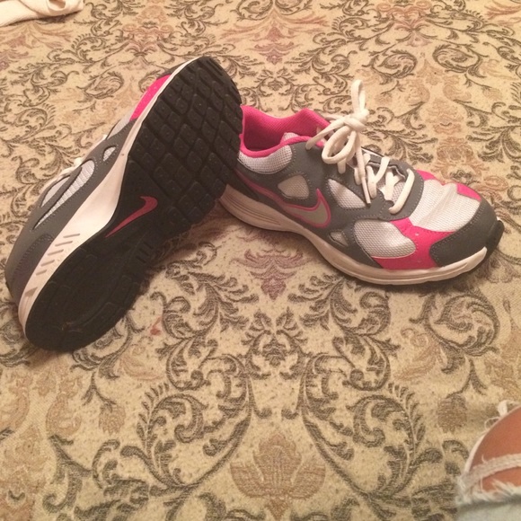 New nikes free to who ever is in need