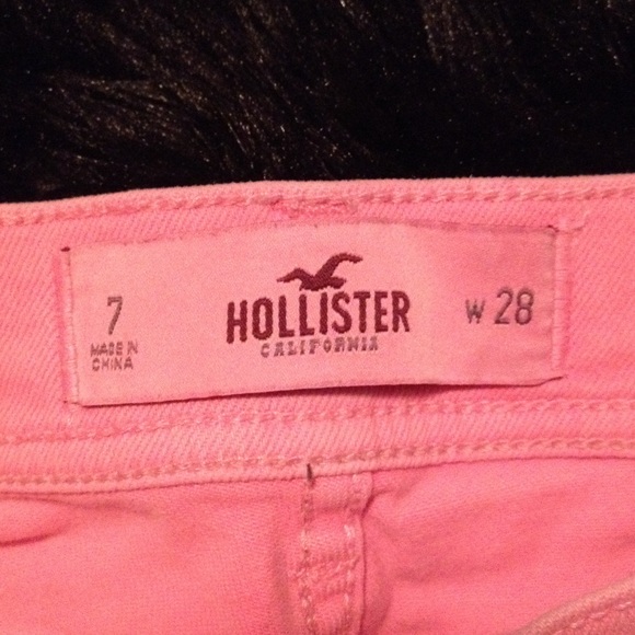 Light pink hollister shorts - Picture 2 of 3