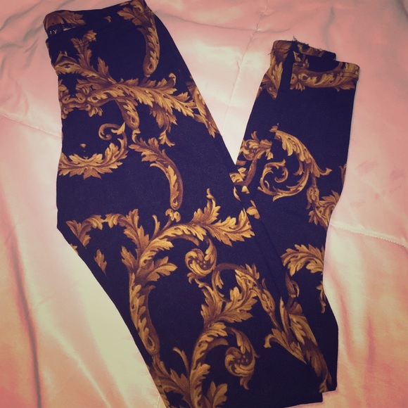 Fun patterned leggings!