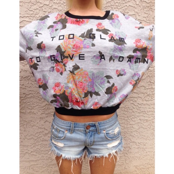 MINKPINK Sweaters - • 1 Left Floral "Too Glam to Give a Damn" Sweater•