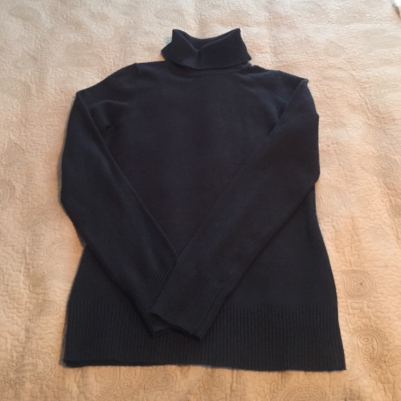 🚫SOLD ON EBay🚫French connection sweater🚫 - Picture 1 of 3