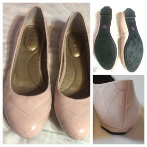 Me Too Katrina champagne pink quilted patent flats