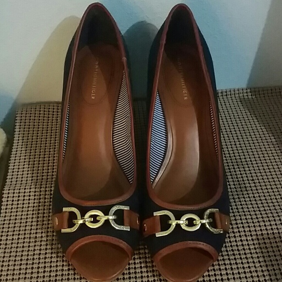 Heels - Picture 3 of 4