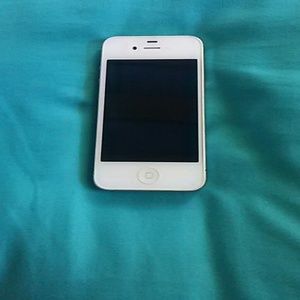 I phone 4s hold for @lunaachanel