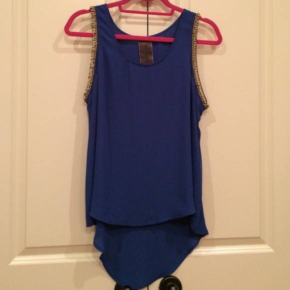 Blue with Chain Detail Tank - Picture 1 of 1
