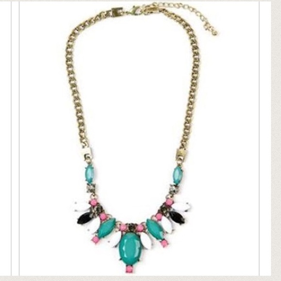 LAST ONE! Emerald & Pink Statement Necklace - Picture 2 of 2