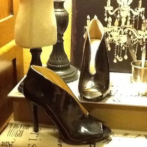 Metallic graphite gray shootie bootie