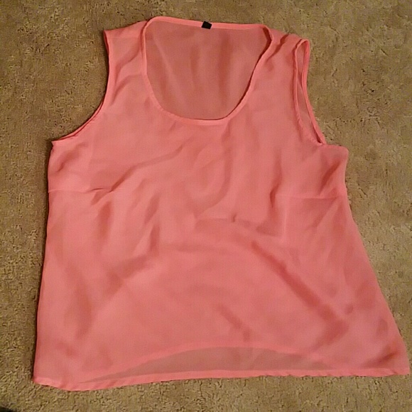 Pink polyester tank top