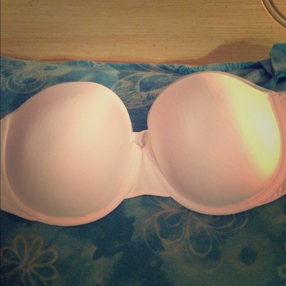 Strapless bra